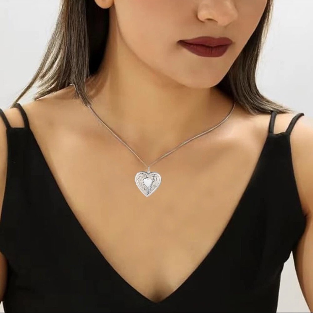 Sterling Silver Heart Necklace,
Locket Photo Picture Pendant 18"‼️FINAL